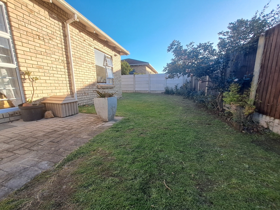 To Let 2 Bedroom Property for Rent in Lorraine Eastern Cape